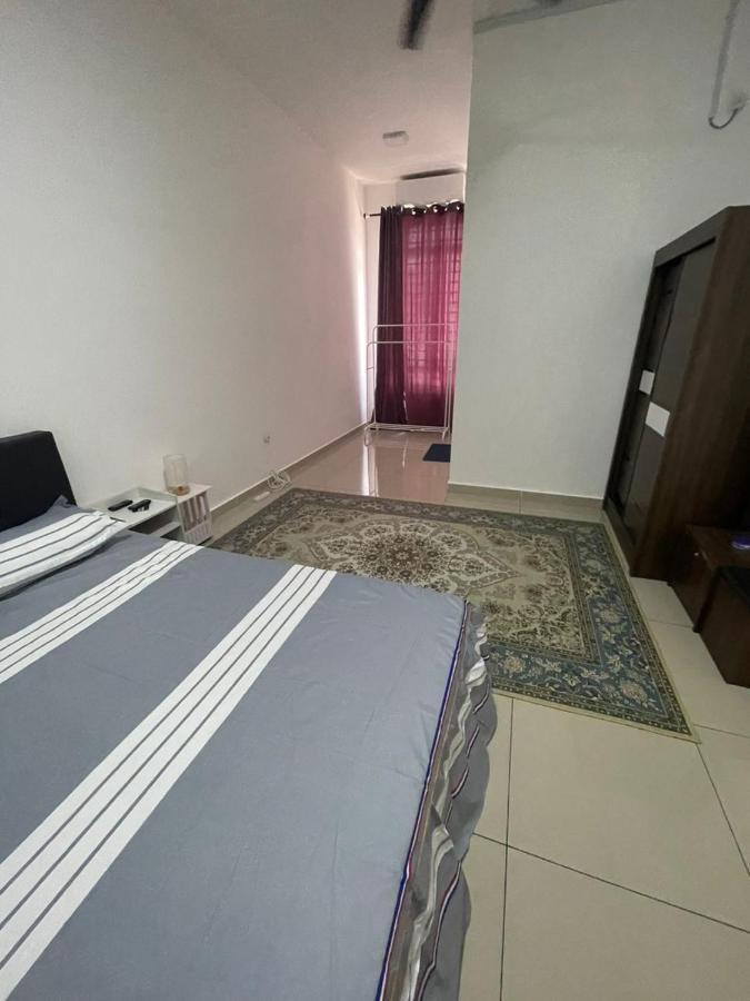 Safiyya Homestay 居銮 外观 照片