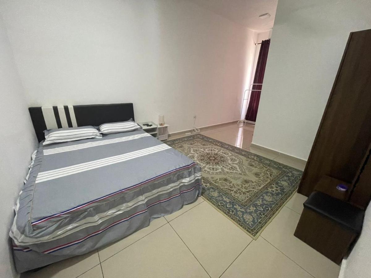 Safiyya Homestay 居銮 外观 照片